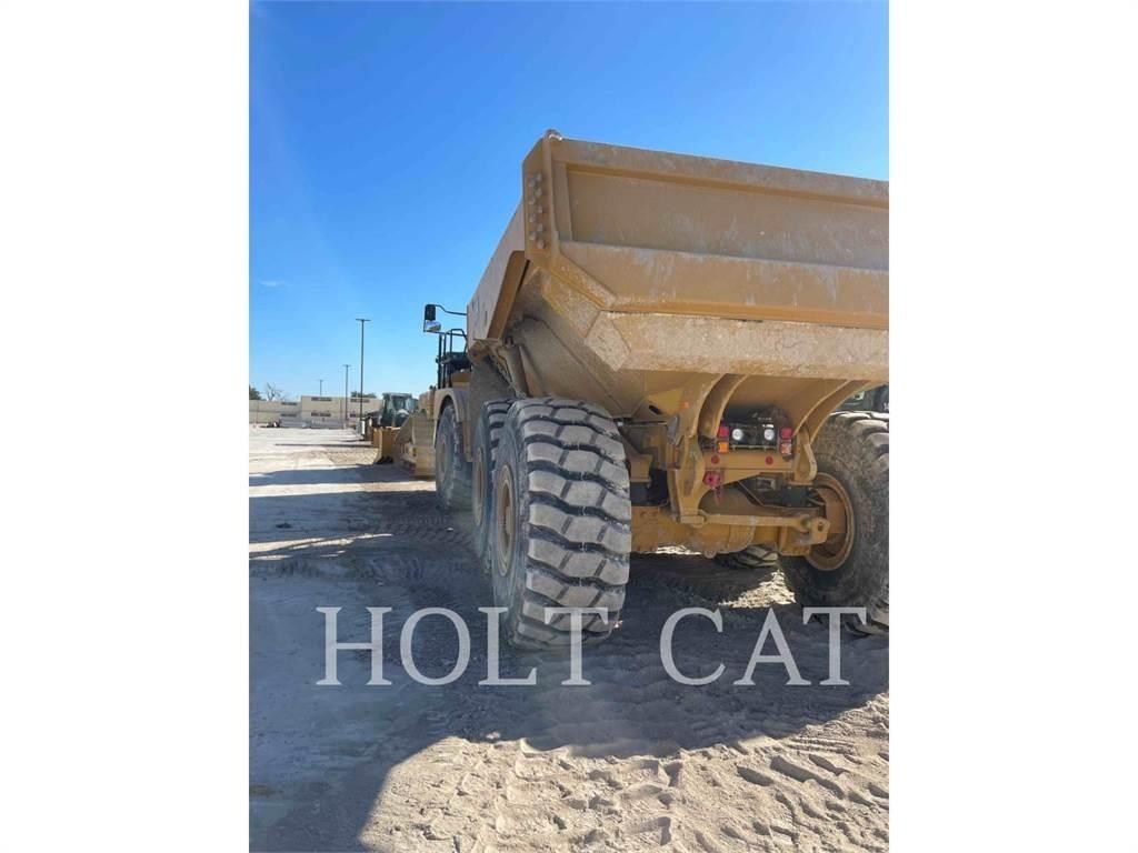 CAT 745 ساحبات مفصلية