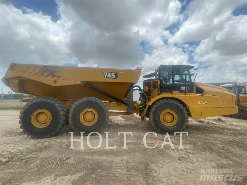 CAT 745 ساحبات مفصلية
