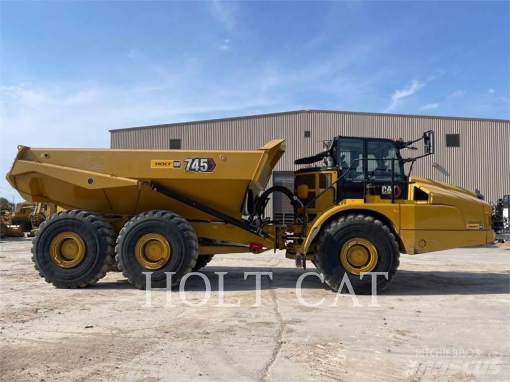 CAT 745 ساحبات مفصلية
