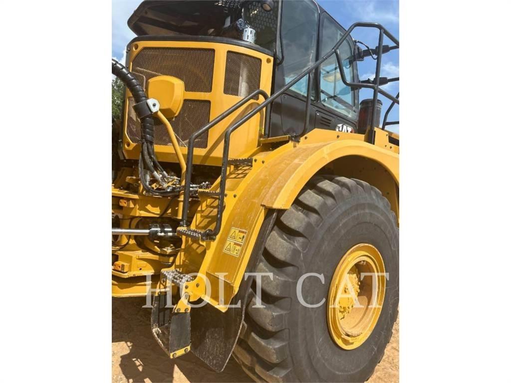 CAT 745 ساحبات مفصلية