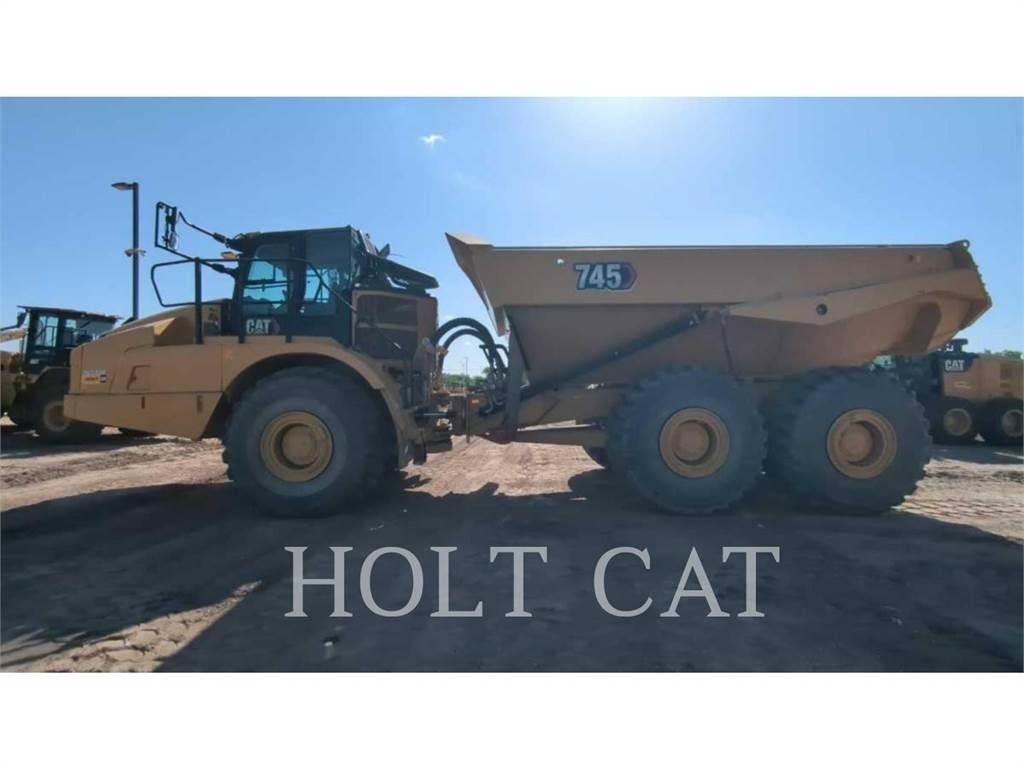 CAT 745 ساحبات مفصلية