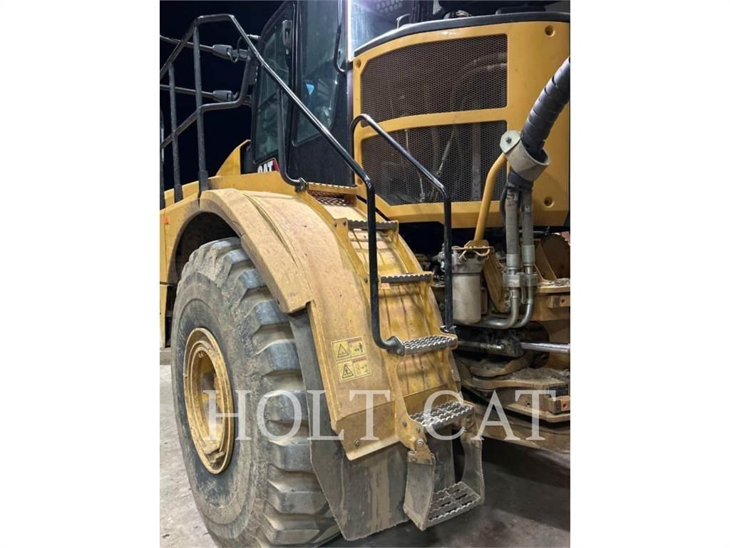 CAT 745 ساحبات مفصلية