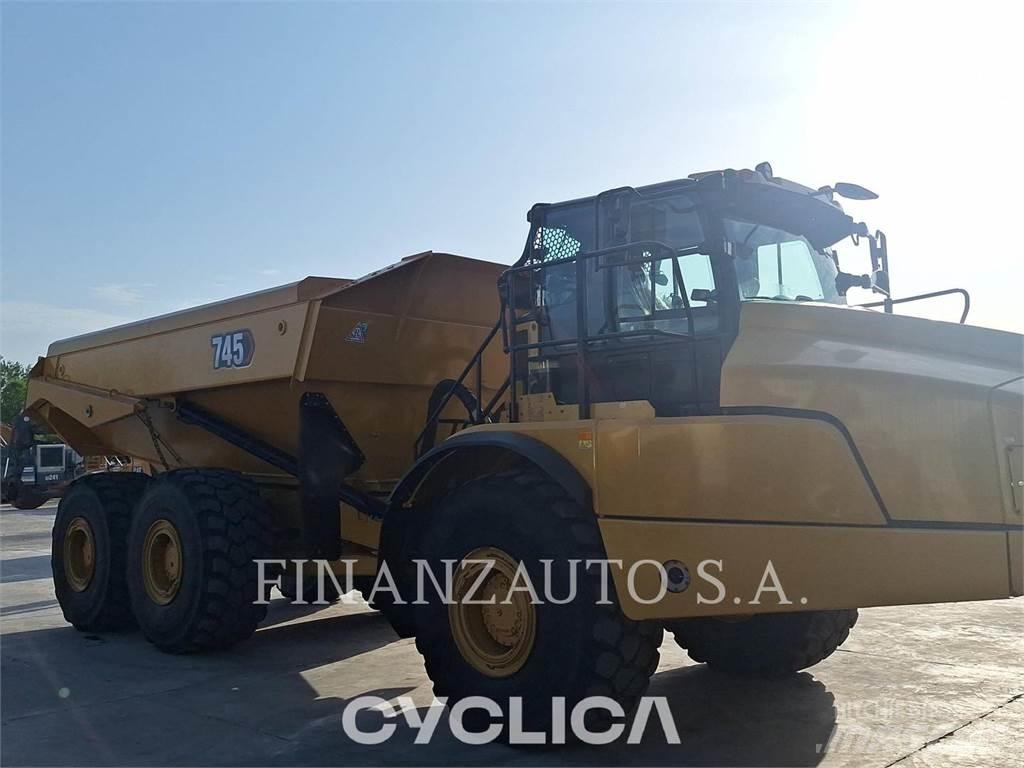 CAT 745 ساحبات مفصلية