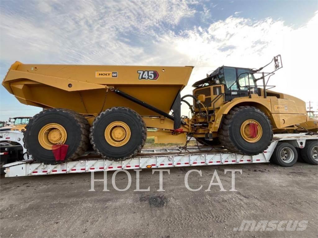 CAT 745 ساحبات مفصلية