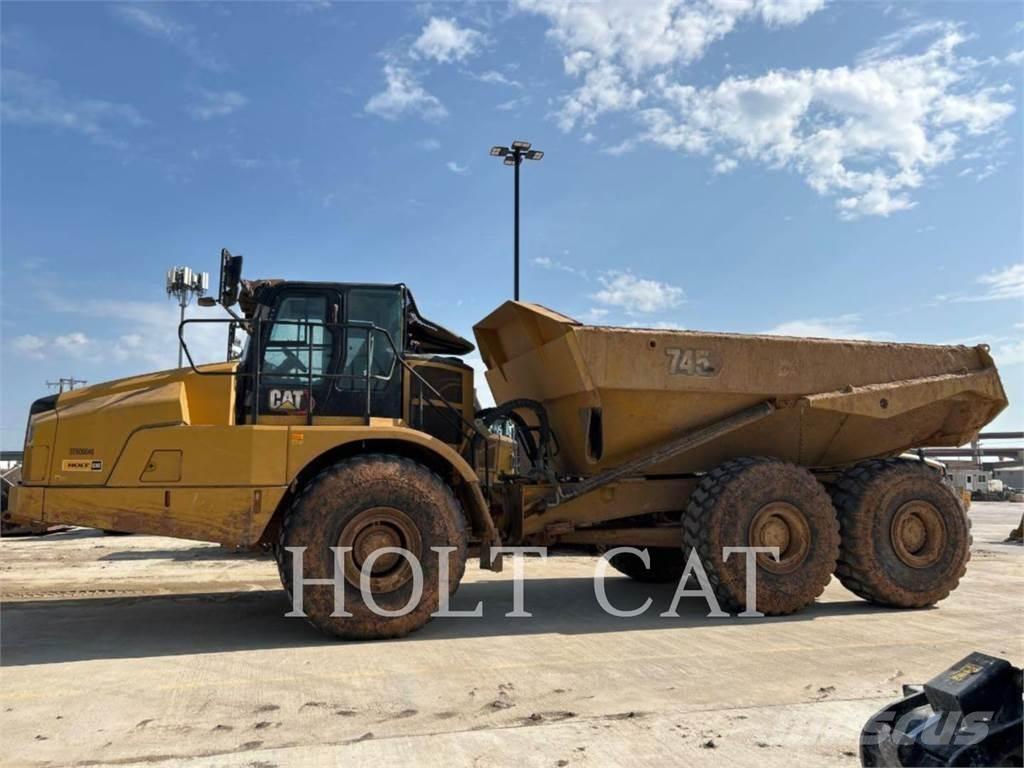 CAT 745 ساحبات مفصلية