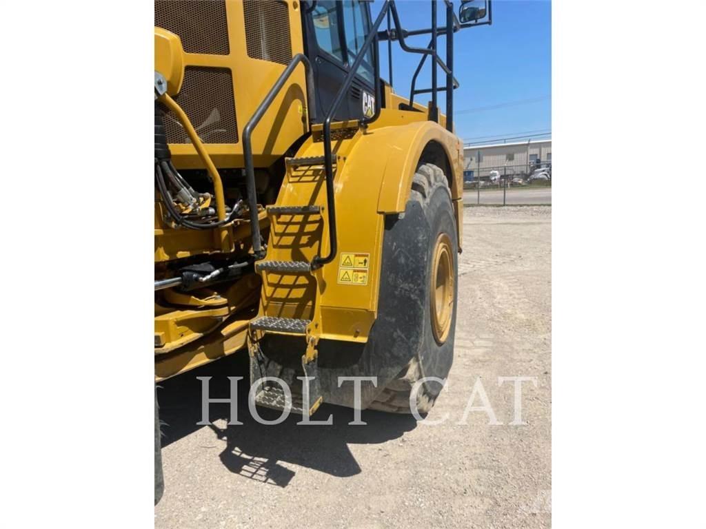 CAT 745 ساحبات مفصلية