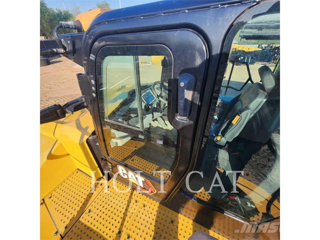 CAT 745 ساحبات مفصلية