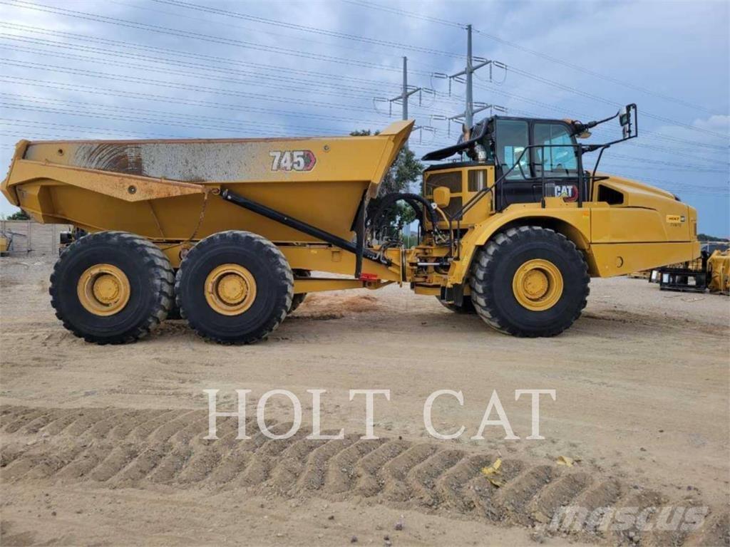 CAT 745 ساحبات مفصلية