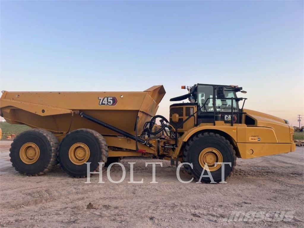 CAT 745 ساحبات مفصلية