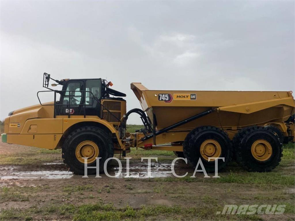 CAT 745 ساحبات مفصلية