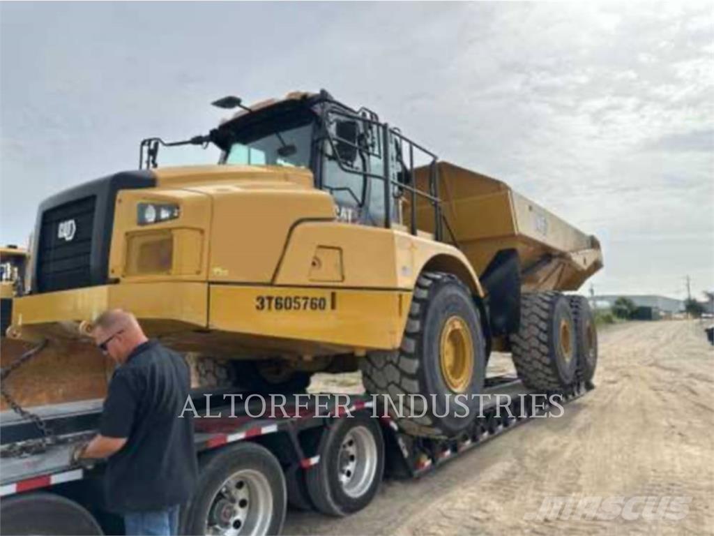 CAT 745 ساحبات مفصلية