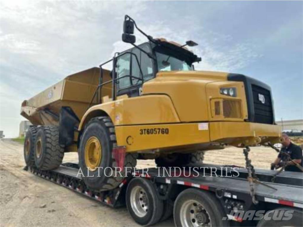 CAT 745 ساحبات مفصلية