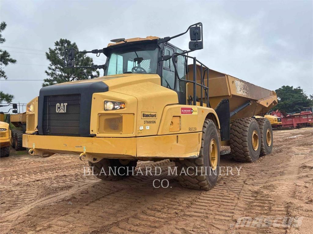 CAT 745 ساحبات مفصلية