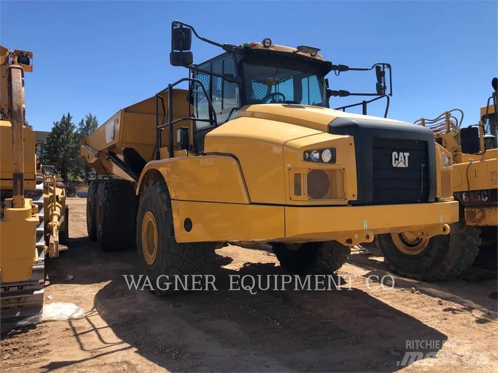 CAT 745 ساحبات مفصلية