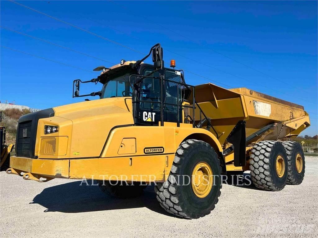 CAT 745 ساحبات مفصلية