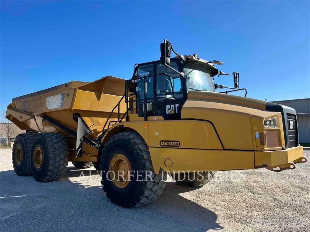 CAT 745 ساحبات مفصلية