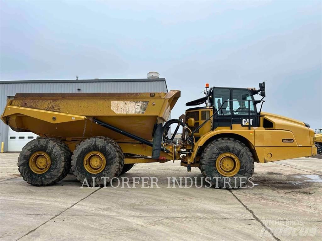 CAT 745 ساحبات مفصلية