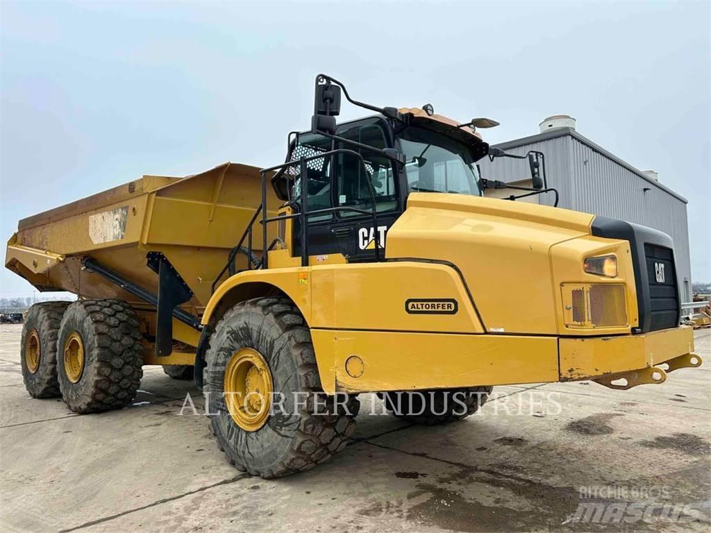 CAT 745 ساحبات مفصلية