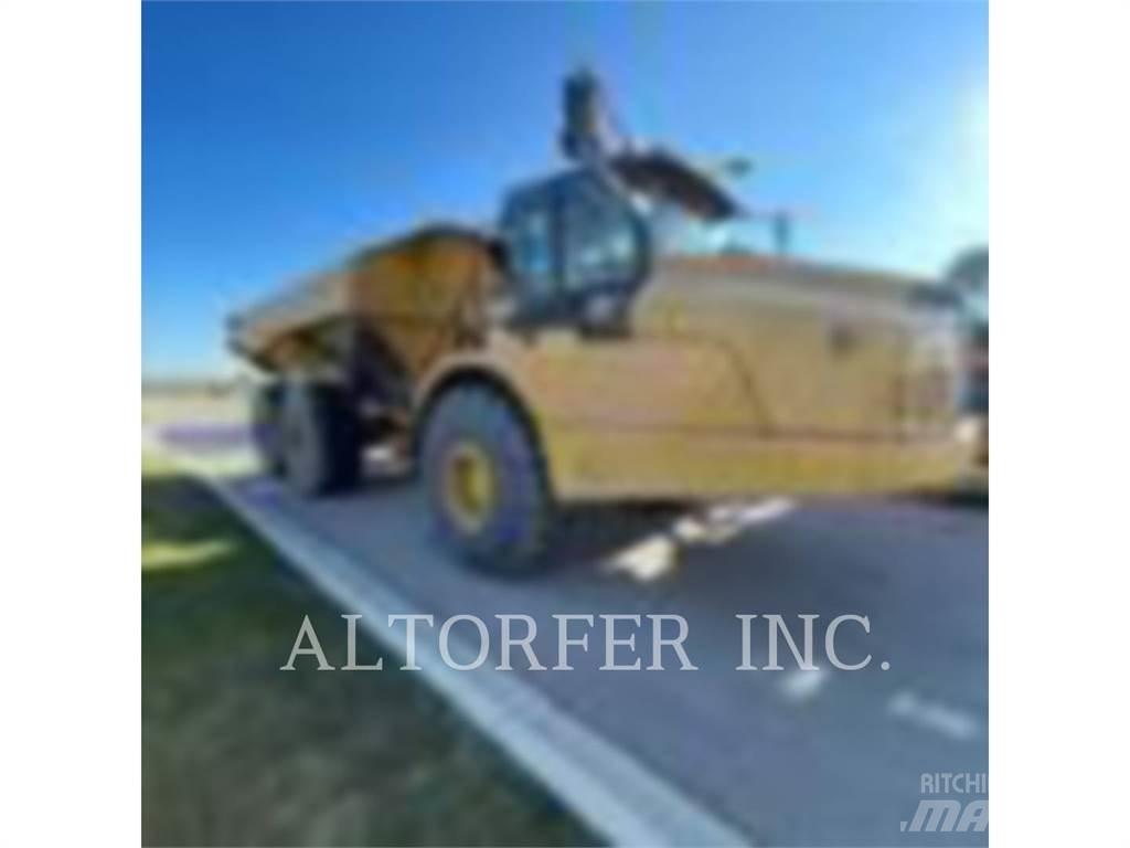 CAT 745-04 ساحبات مفصلية
