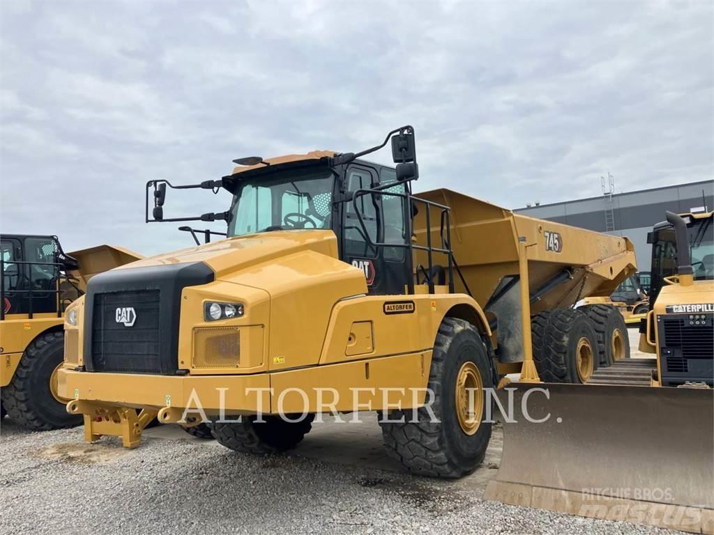 CAT 745-04 ساحبات مفصلية