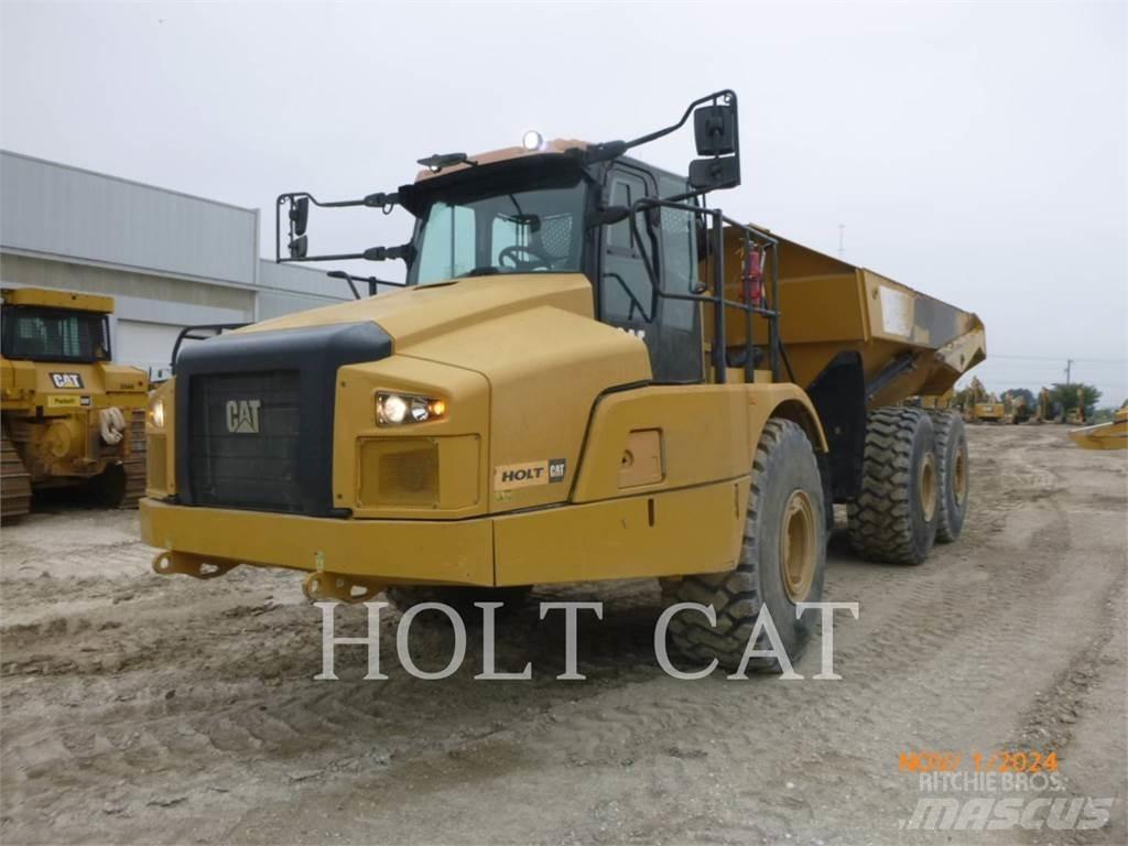 CAT 745-04 ساحبات مفصلية