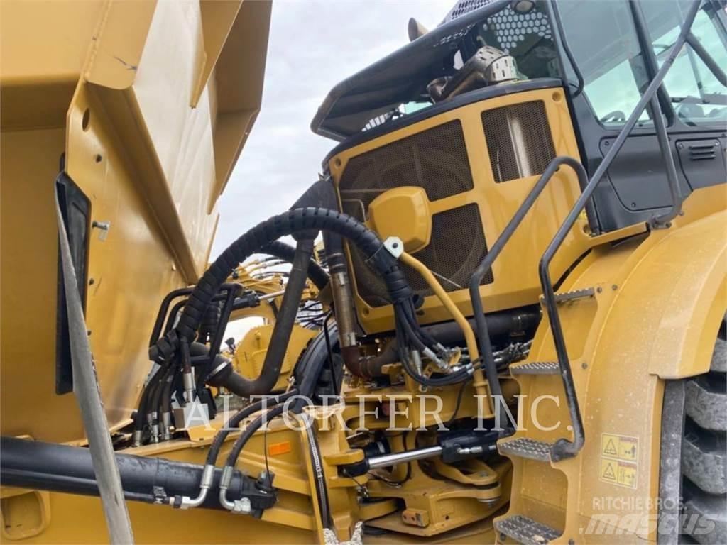CAT 745-04 ساحبات مفصلية
