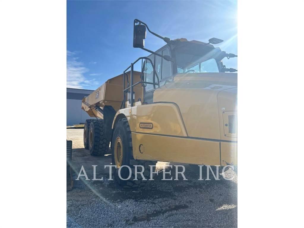CAT 745-04 ساحبات مفصلية