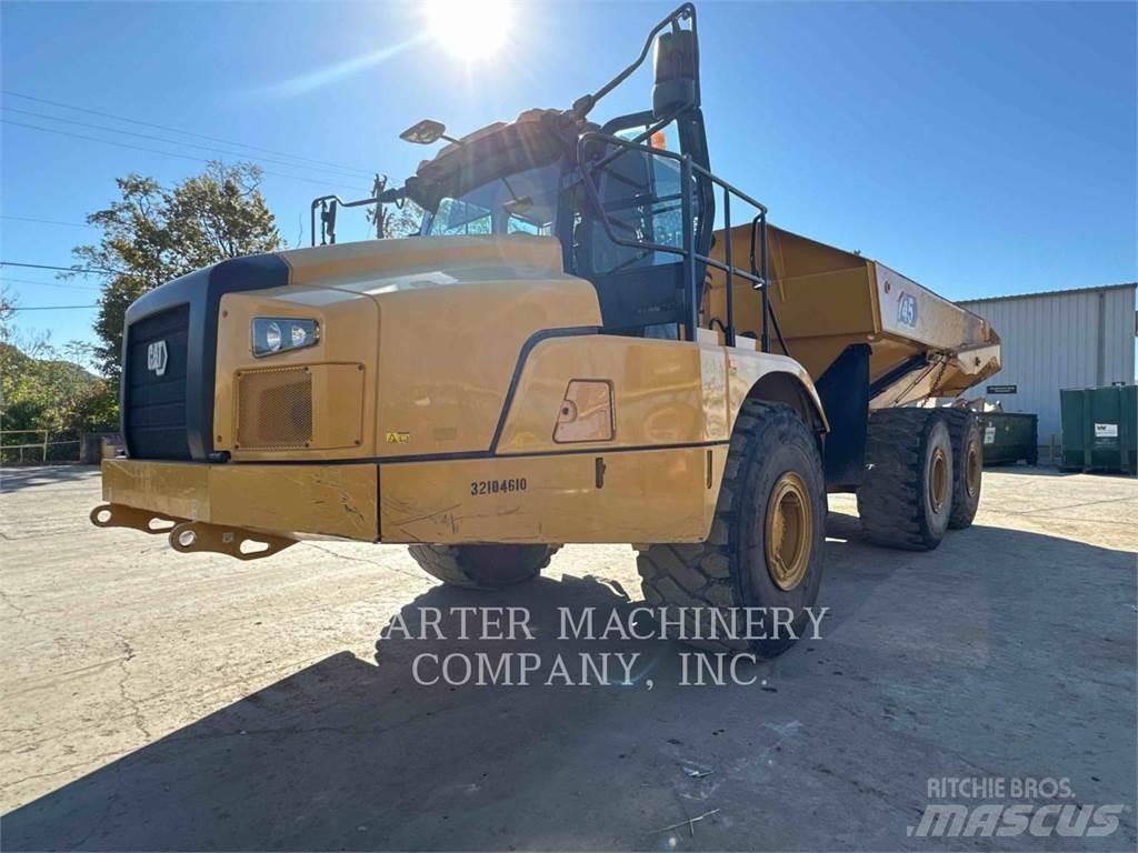 CAT 745-04 ساحبات مفصلية