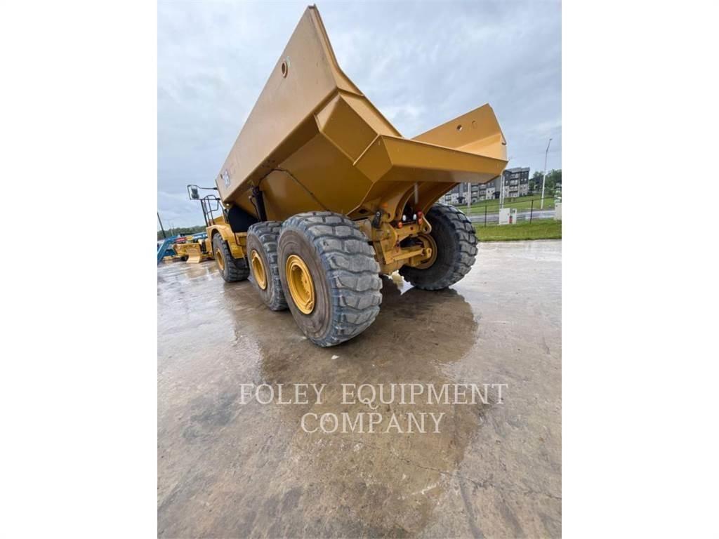CAT 745-04 ساحبات مفصلية
