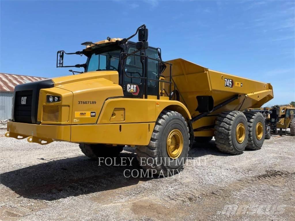 CAT 745-04 ساحبات مفصلية