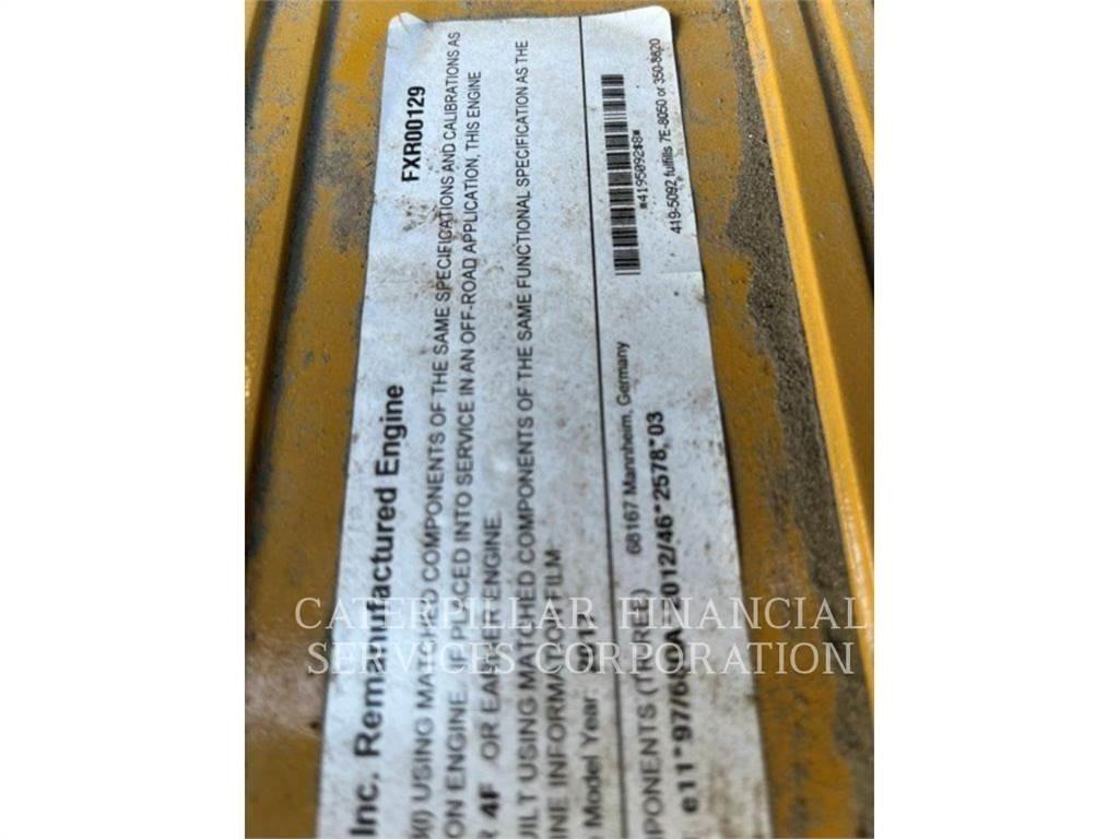 CAT 745-04A ساحبات مفصلية