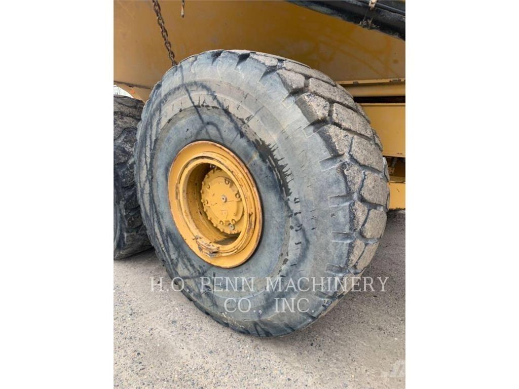 CAT 745 C ساحبات مفصلية