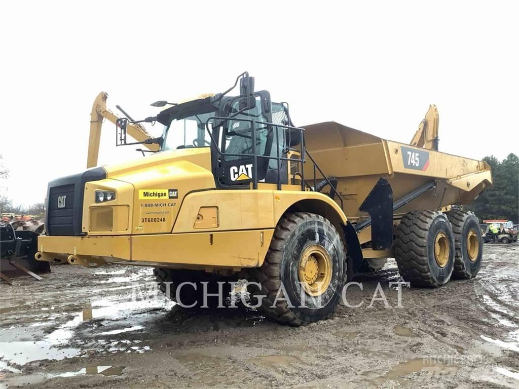 CAT 745 T ساحبات مفصلية
