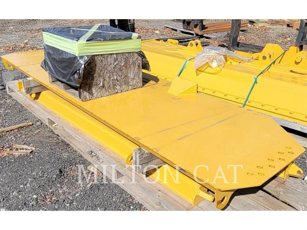CAT 745 TAILGATE الشاسيه والتعليق