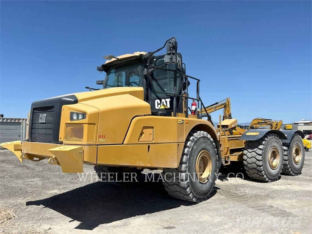 CAT 745 TG ساحبات مفصلية