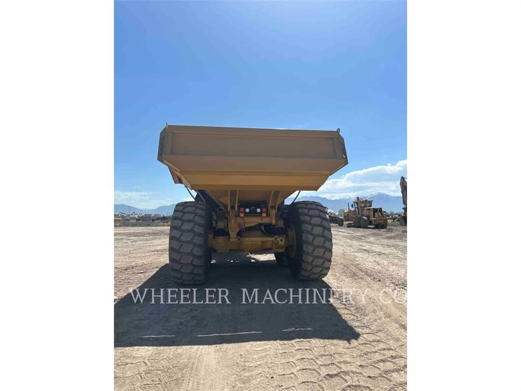 CAT 745 TG ساحبات مفصلية