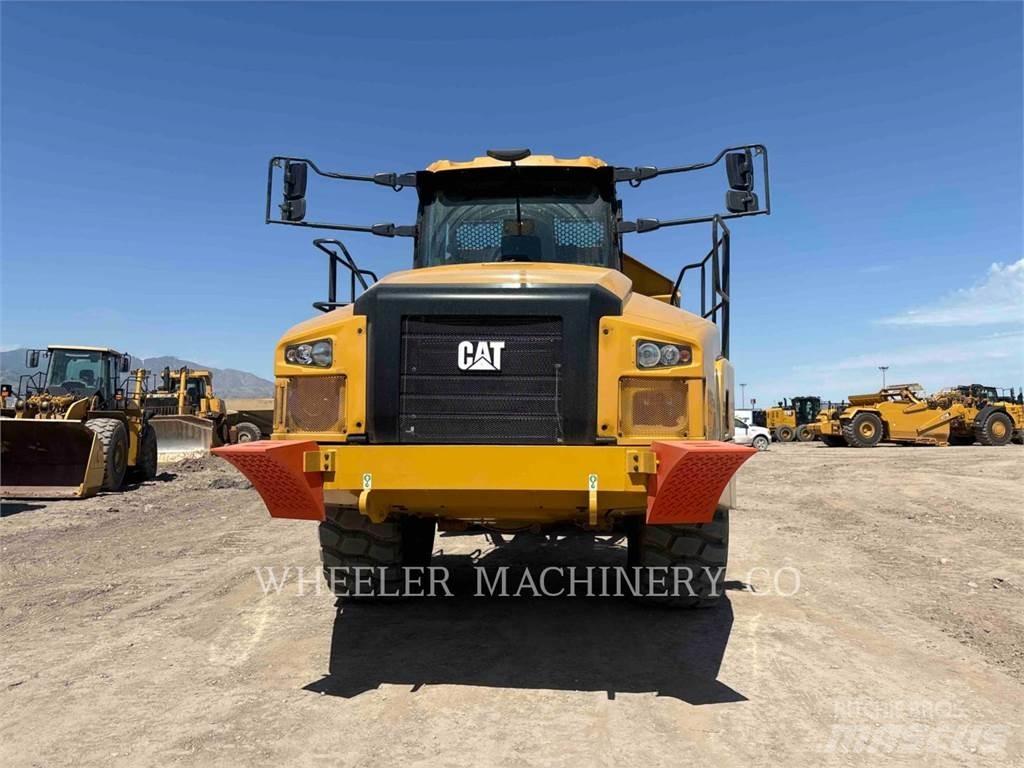 CAT 745 TG ساحبات مفصلية