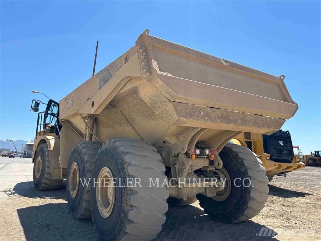 CAT 745 TG ساحبات مفصلية