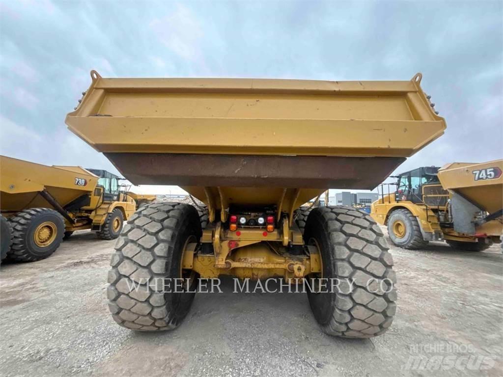 CAT 745 TG ساحبات مفصلية