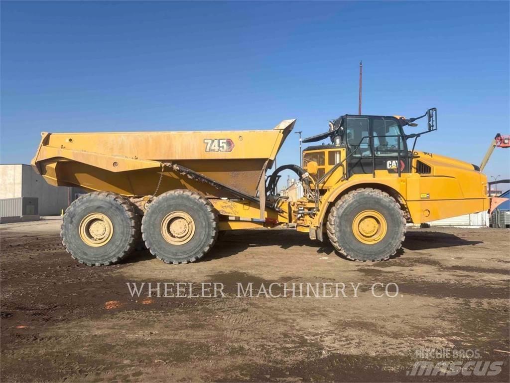 CAT 745 TG ساحبات مفصلية