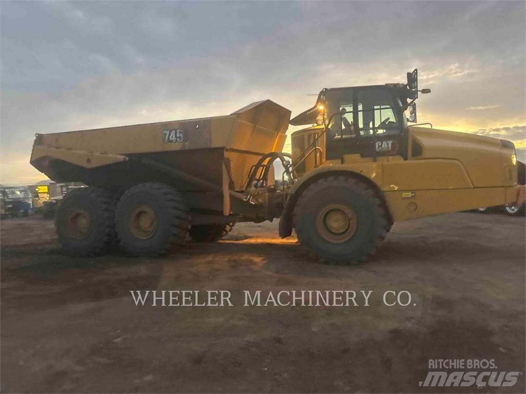CAT 745 TG ساحبات مفصلية