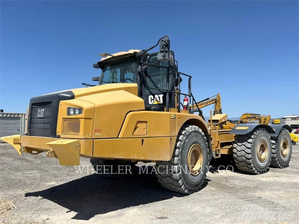 CAT 745 W/PAN ساحبات مفصلية