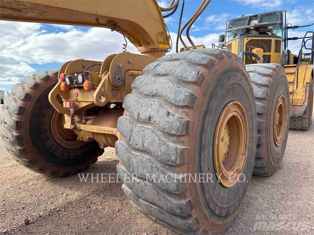 CAT 745 W/PAN ساحبات مفصلية