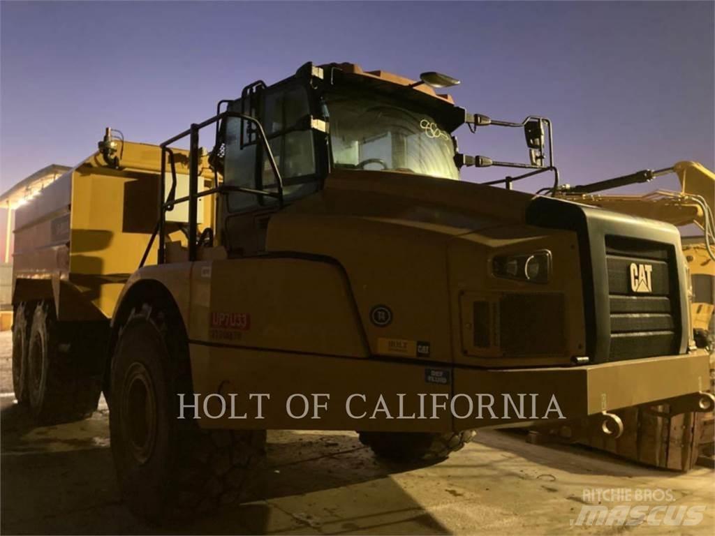 CAT 745 WT شاحنات ذات صهاريج