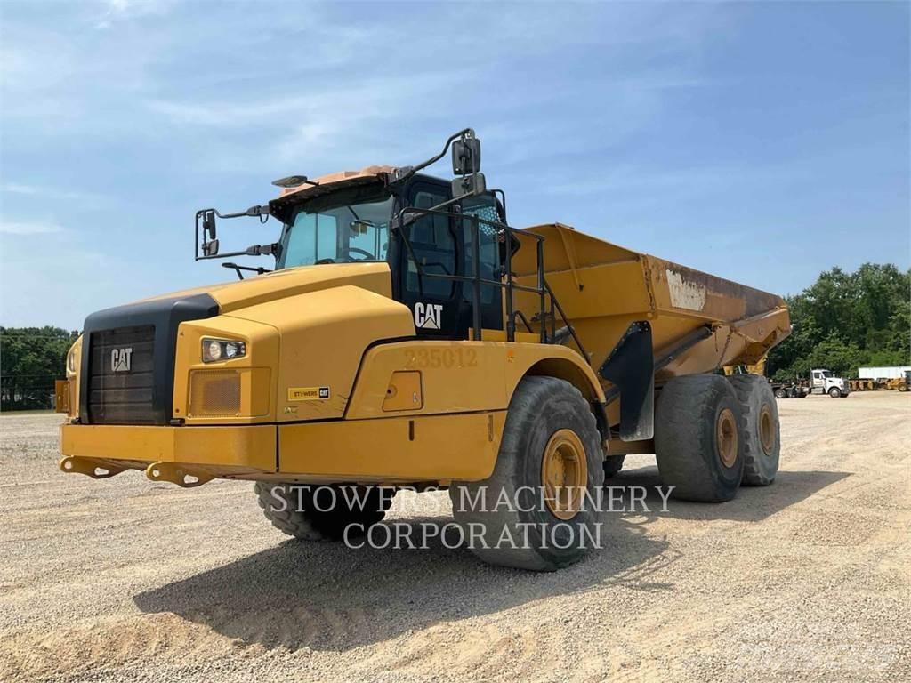 CAT 74504 ساحبات مفصلية