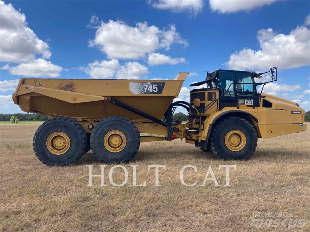 CAT 74504 ساحبات مفصلية
