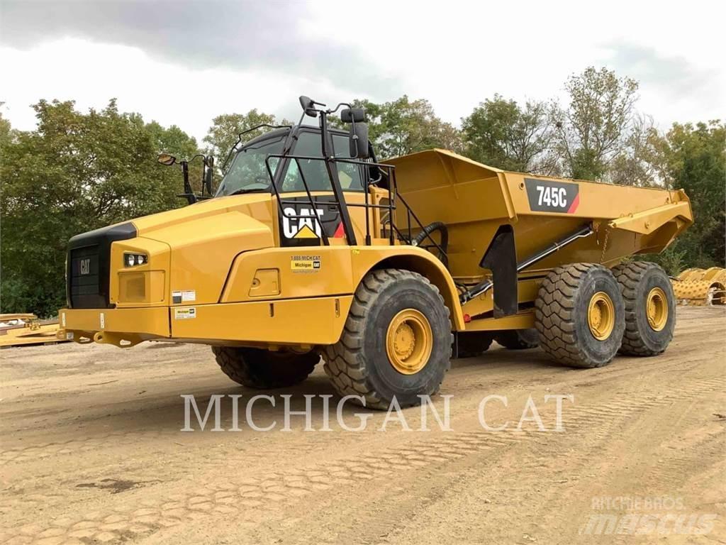 CAT 745C ساحبات مفصلية