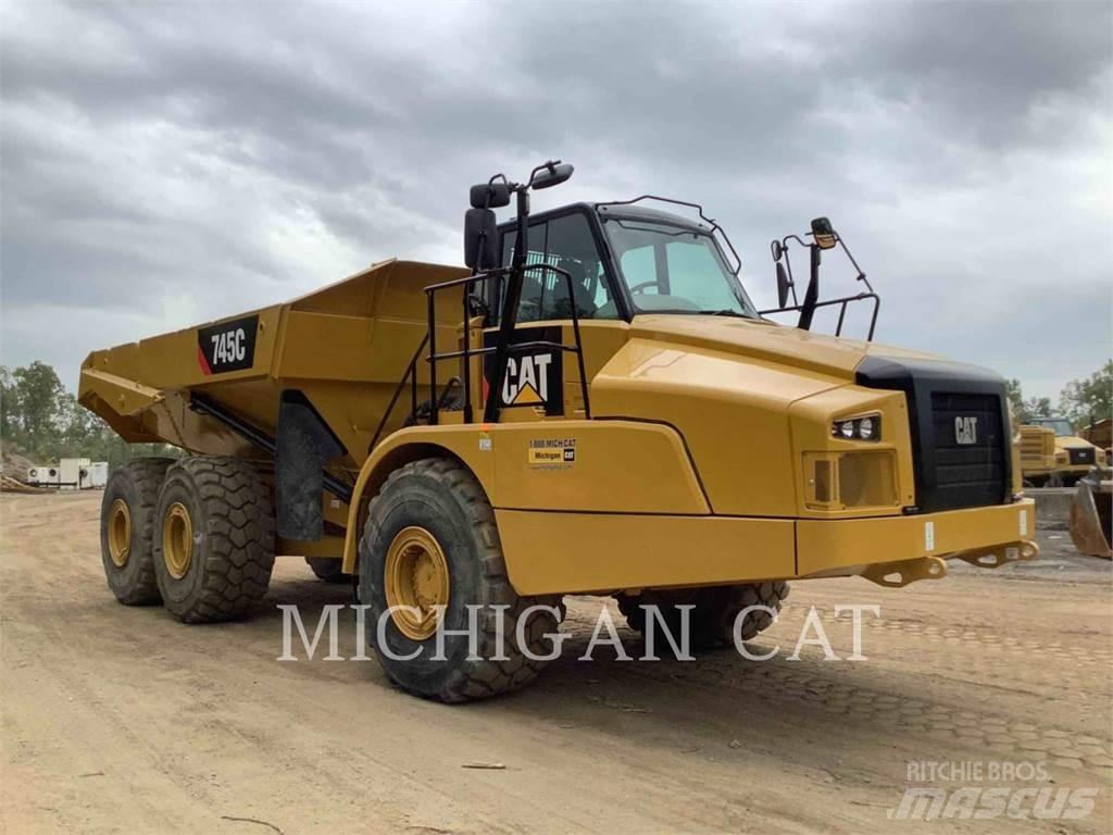 CAT 745C ساحبات مفصلية