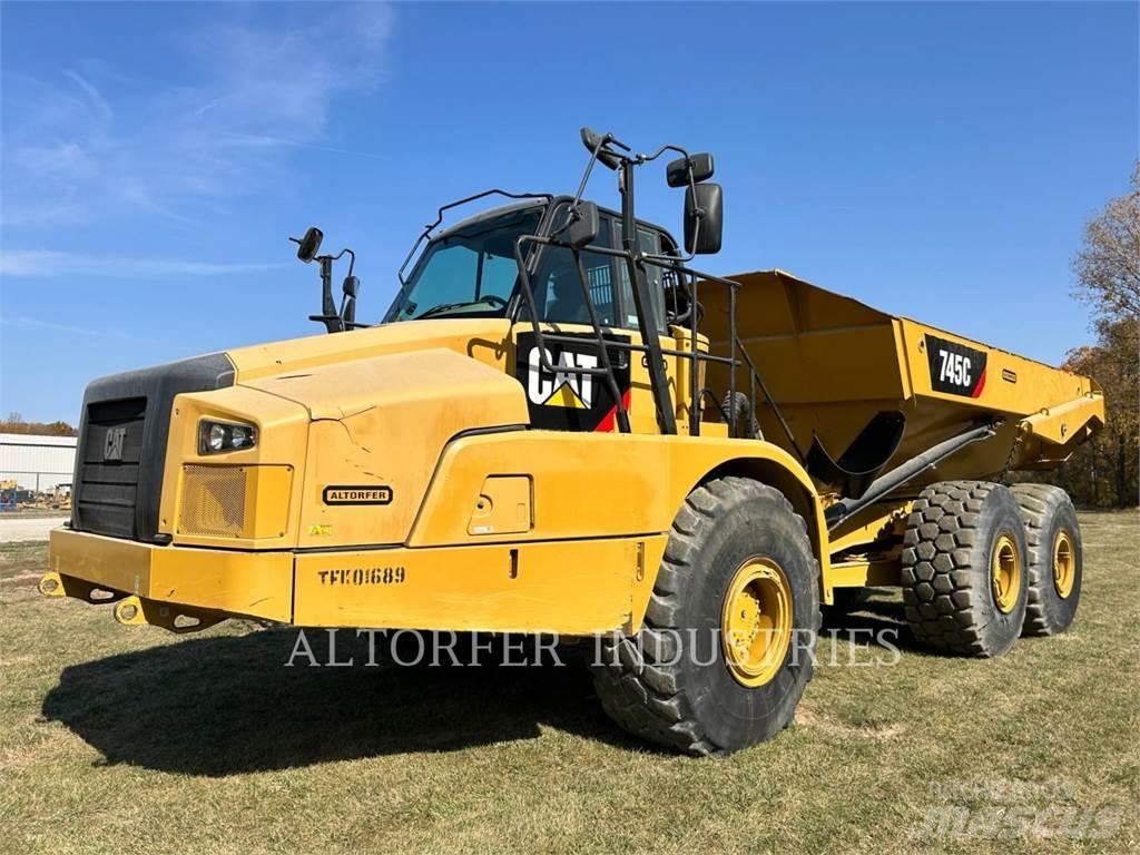 CAT 745C ساحبات مفصلية