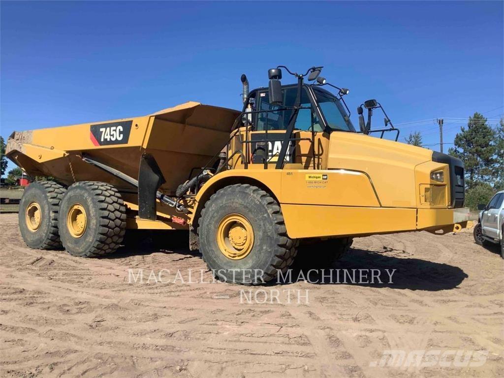 CAT 745C T ساحبات مفصلية